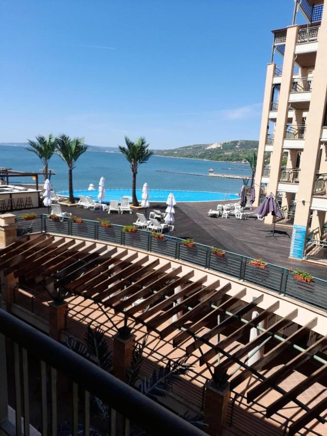 Port Balchik Apartment Eksteriør billede
